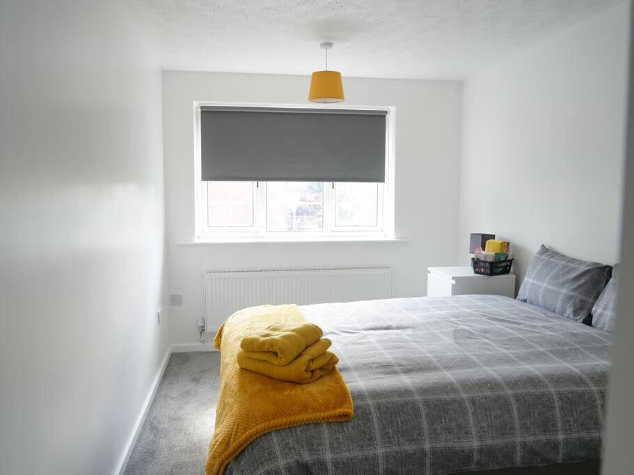 Cosy Four Bed Property With En-Suite Near To Nec Birmingham Airport And The City Luaran gambar