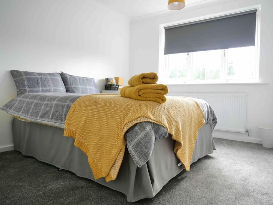 Cosy Four Bed Property With En-Suite Near To Nec Birmingham Airport And The City Luaran gambar